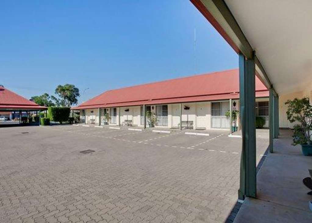 Pioneer Motel กูนดิวินดิ ภายนอก รูปภาพ