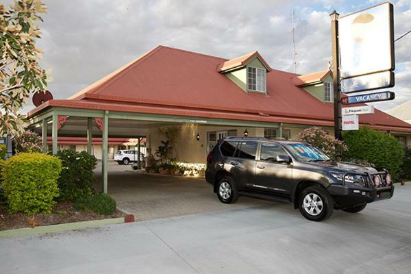 Pioneer Motel กูนดิวินดิ ภายนอก รูปภาพ